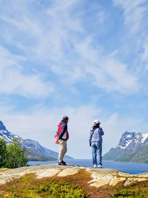 Tromsø: Sommaroy Fjord Tour with Lunch Option & Midnight Sun - Key points at a glance