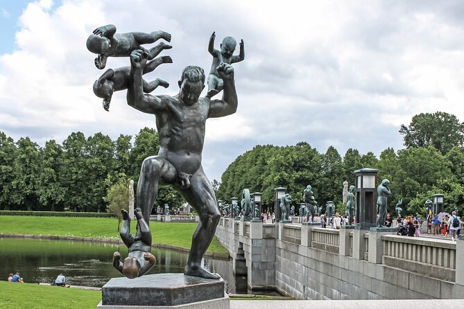 Visit the Instaworthy Spots of Oslo's Vigeland Park with a Local - More than 200 sculptures across Oslo’s largest park