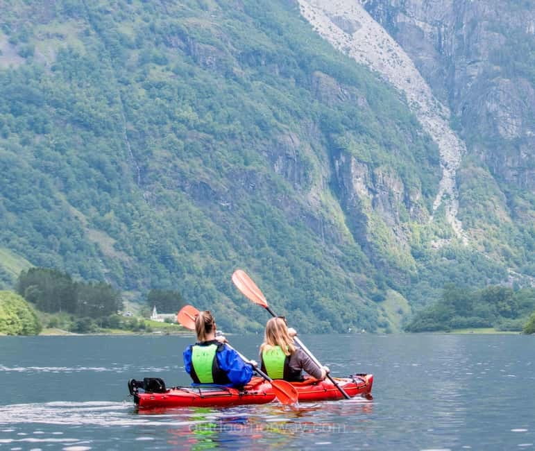 Vossevangen: Nærøyfjord Full-Day Guided Kayaking Trip - Why Nærøyfjord Works So Well by Kayak