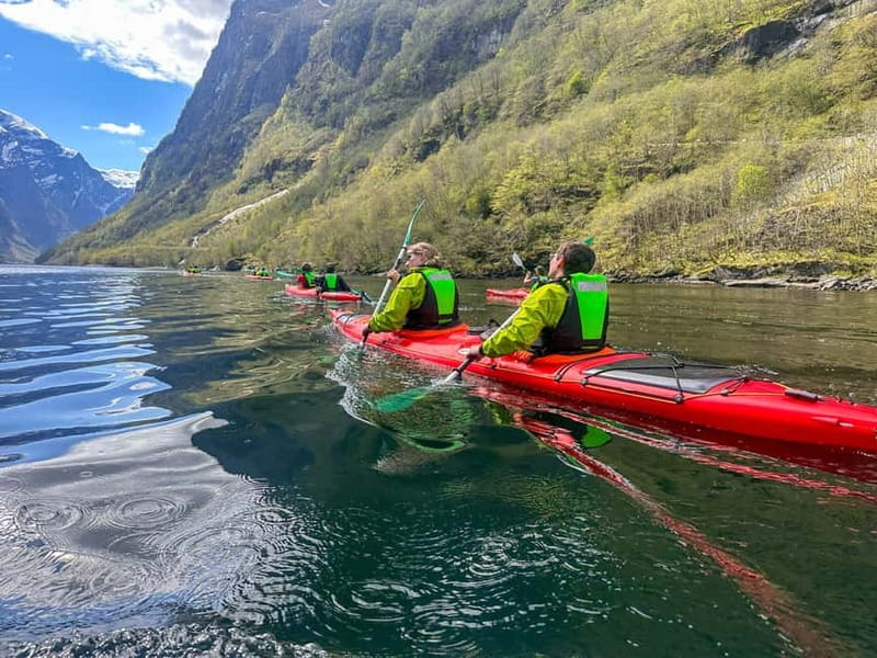 Vossevangen: Nærøyfjord Full-Day Guided Kayaking Trip - Meeting Outdoor Norway in Central Voss