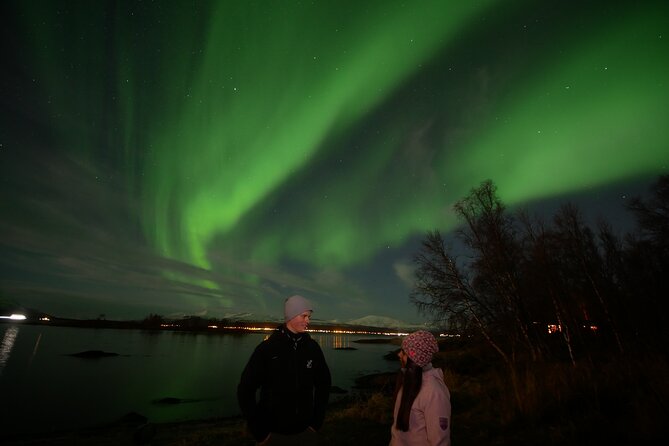 Watching The Aurora Dance - Photography, tripods, and the included memories