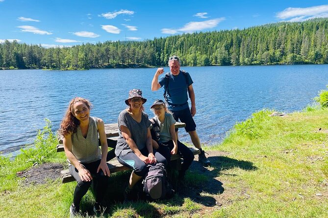 Wildlife Forest Hike - The geographical center of Oslo in the forest